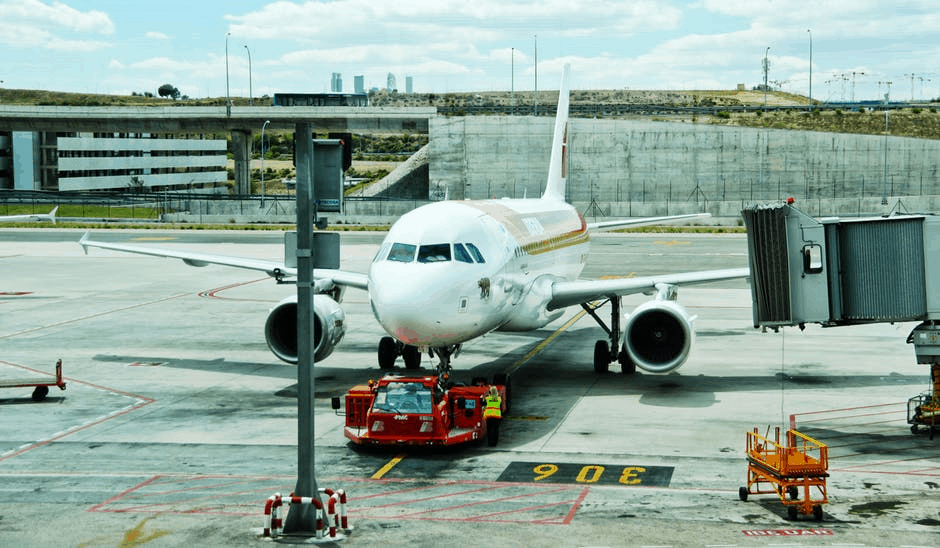 airline flight seats passengers overbooking