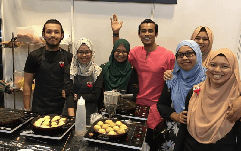 This Local Degree Holder Quit Her Full-time Job To Set Up A Takoyaki Store With A Special Twist