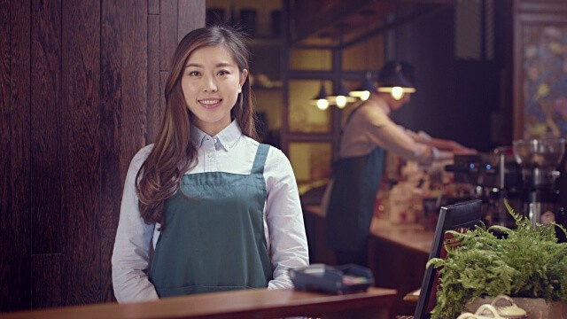 chinese waitress for a cafe