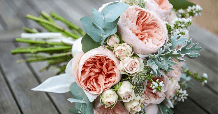 Tips And Tricks For Mother’s Day: Score The Perfect Bouquet For Your Mum And Make It Last